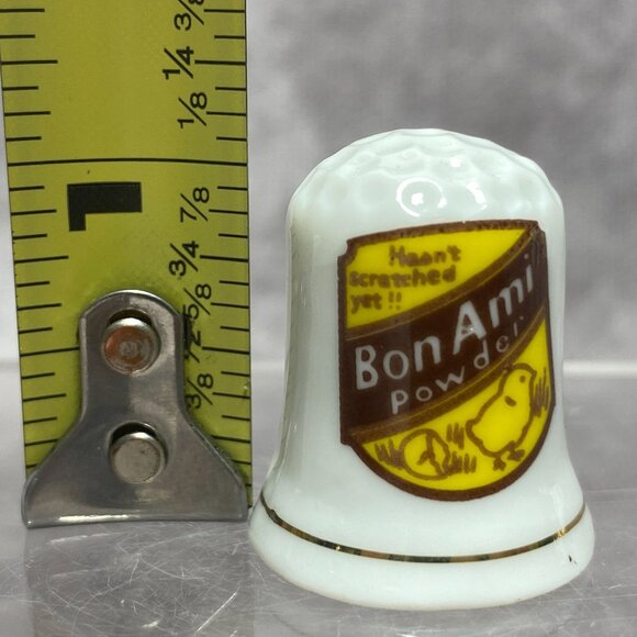 Vintage Bon Ami Powder Porcelain Thimble With Chick Logo & Gold Trim - Picture 9 of 9